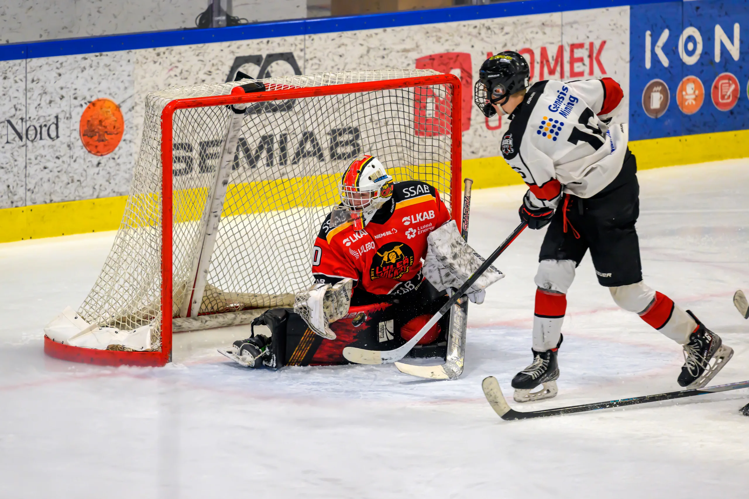 En skytt och hockeymålvakt